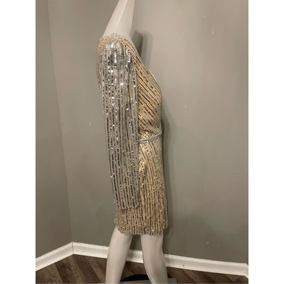 MAC DUGGAL LONG SLEEVE SEQUINED MINI DRESS - Picture 7 of 9